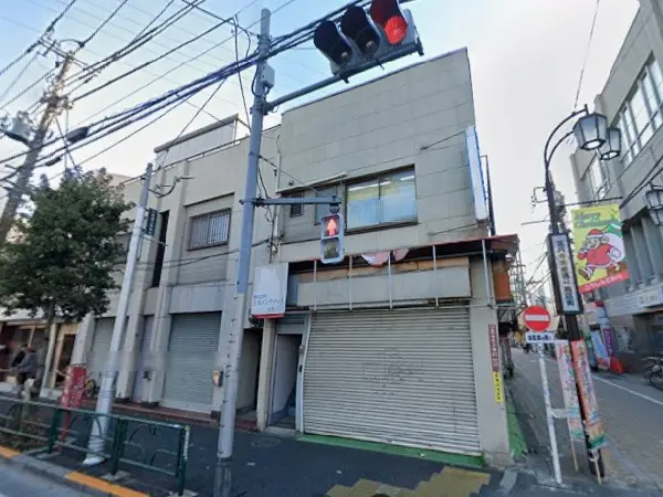 貸店舗(スケルトン)の外観