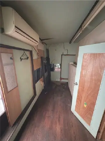 新宿の事務所仕様店舗物件の内装