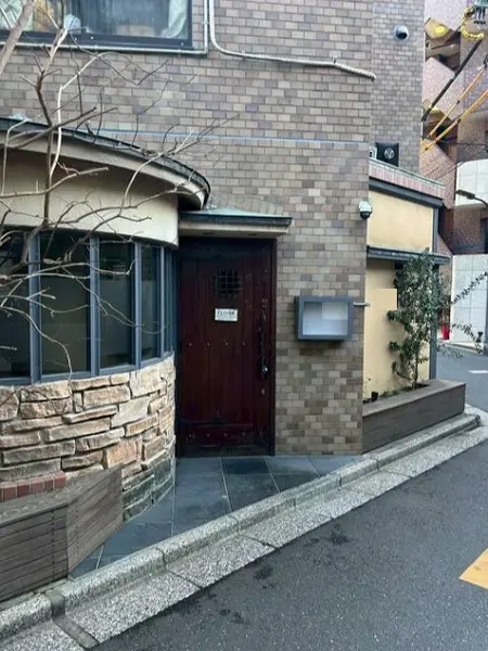 六本木のフレンチ居抜きの外観