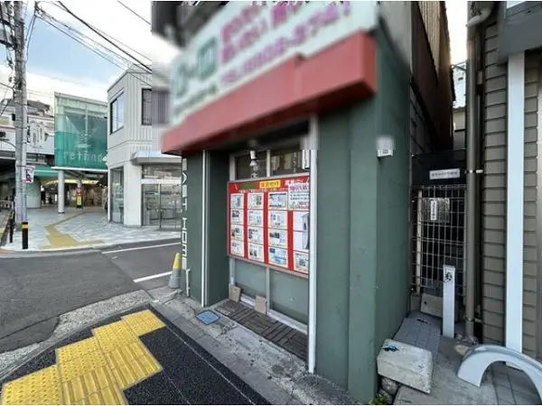 八幡山の事務所仕様物件の外観