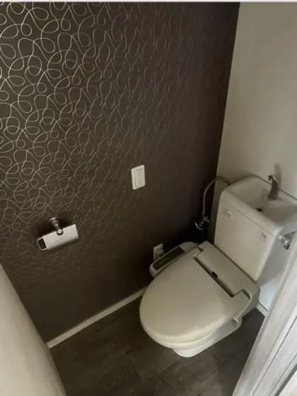 月島の事務所仕様店舗物件のトイレ