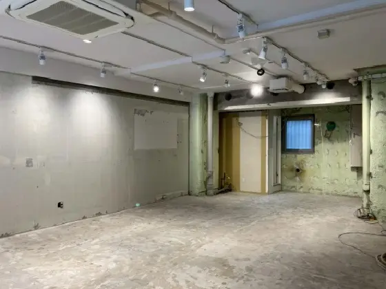 麻布十番の事務所仕様店舗物件の内装