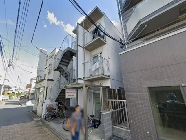 下赤塚の事務所仕様物件の外観