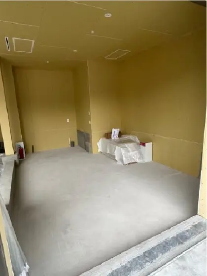 潮見のスケルトン物件の内装