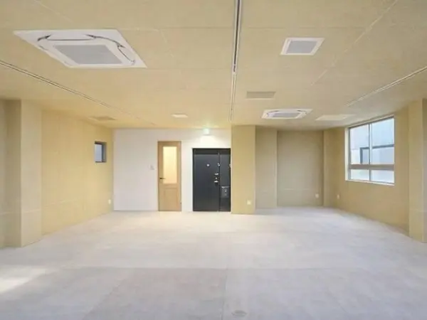 西日暮里の事務所仕様物件の内装
