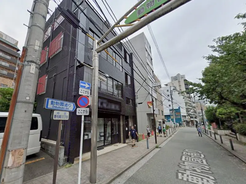 日ノ出町の居酒屋居抜きの外観