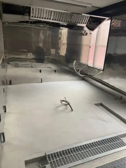 日ノ出町の居酒屋居抜きの厨房