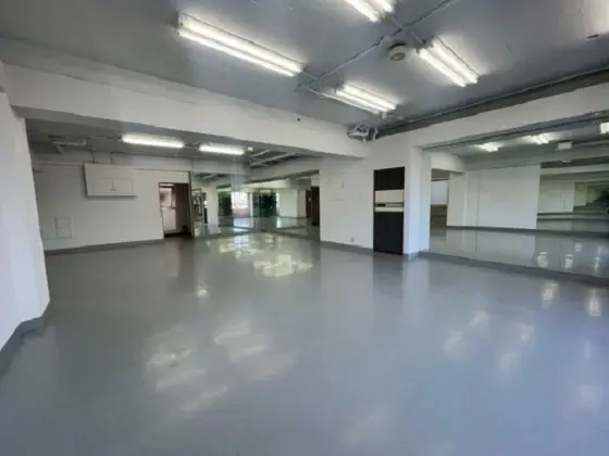 貸店舗(事務所仕様)の内装