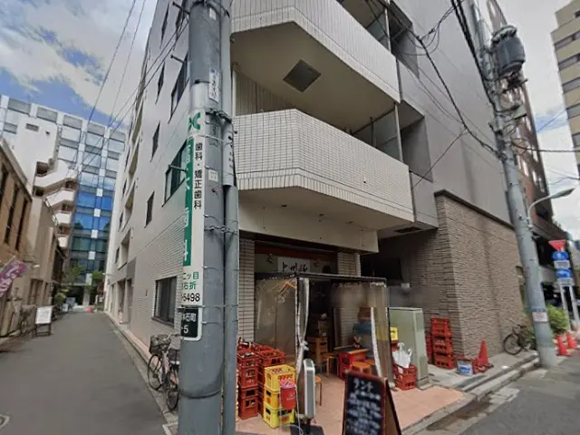 貸店舗(スケルトン)の外観