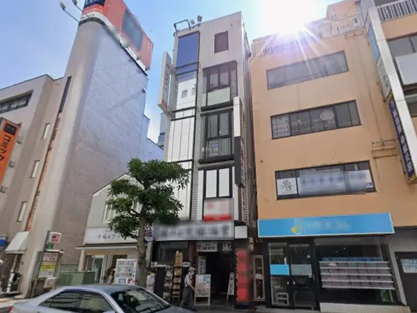 貸店舗(スケルトン)の外観