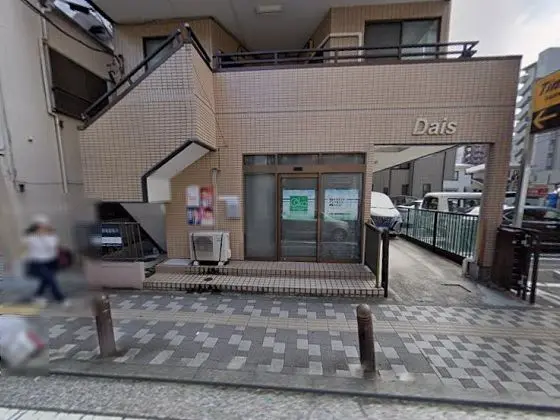 阪東橋の事務所仕様物件の外観