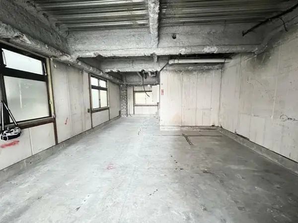 西川口のスケルトン物件の内装