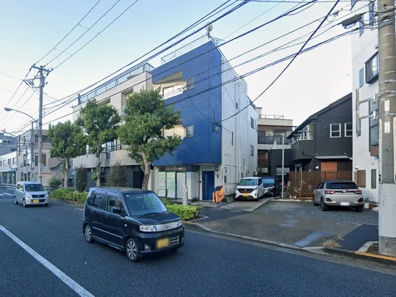 貸店舗(スケルトン)の外観