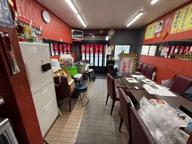 中華料理の居抜き物件の内装