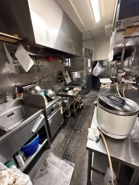 上北台の居抜き店舗の厨房