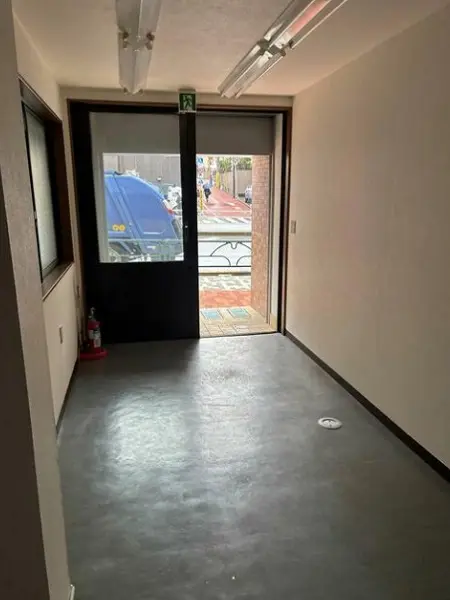 牛込柳町の事務所仕様物件の内装