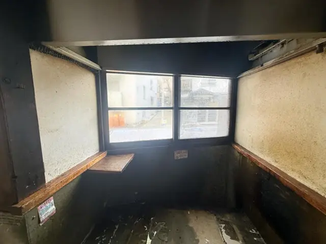 テイクアウトの居抜き物件の内装