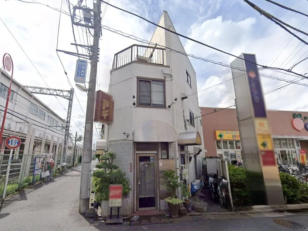 京成高砂の事務所仕様店舗物件の外観