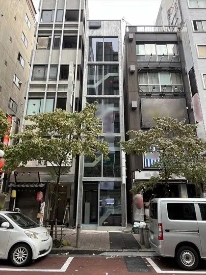 貸店舗(事務所仕様)の外観