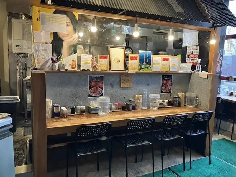 勝どきのラーメン居抜きの内装