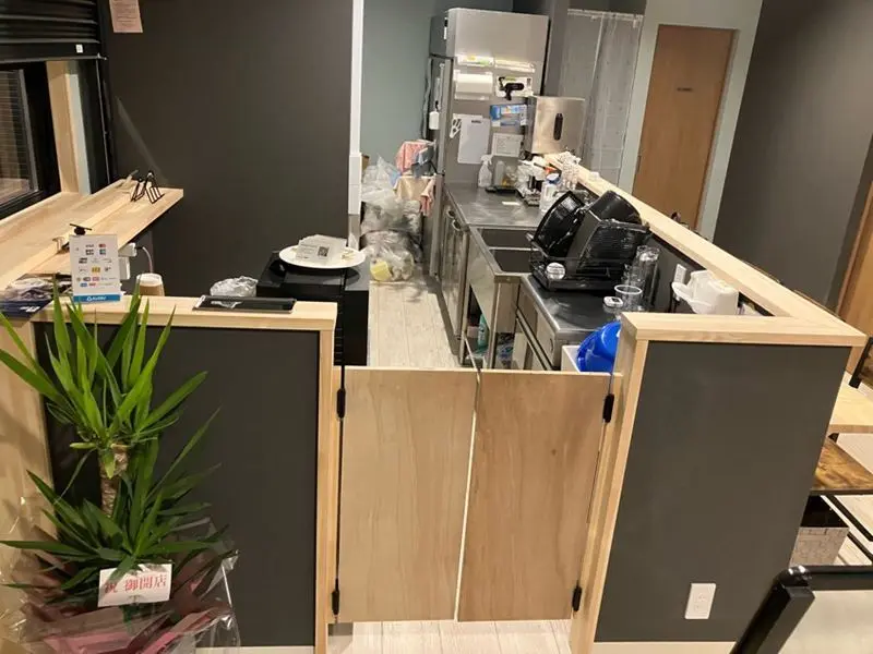 カフェ・喫茶店の居抜き物件の厨房