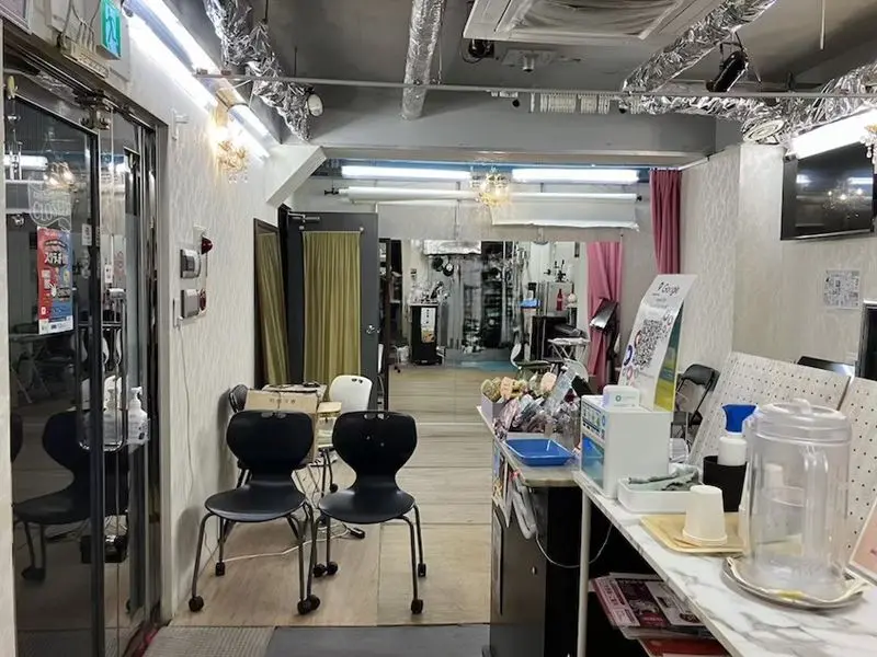 末広町の居抜き店舗の内装