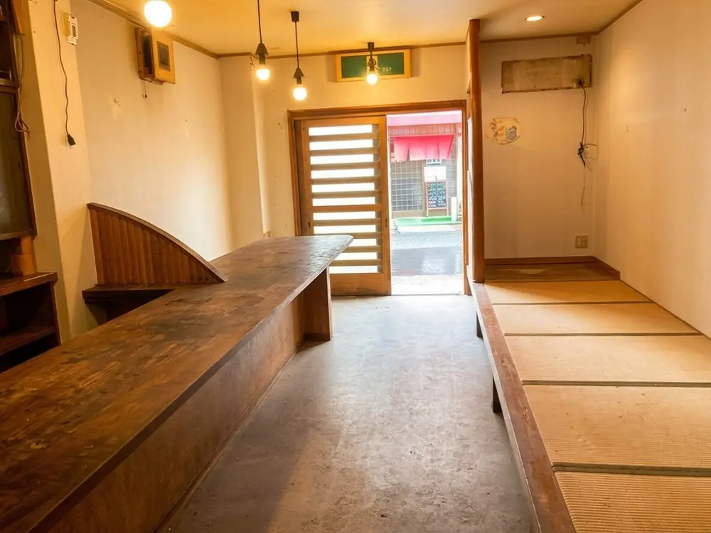 南浦和の居酒屋居抜きの内装