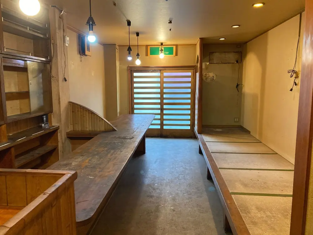南浦和の居酒屋居抜きの内装