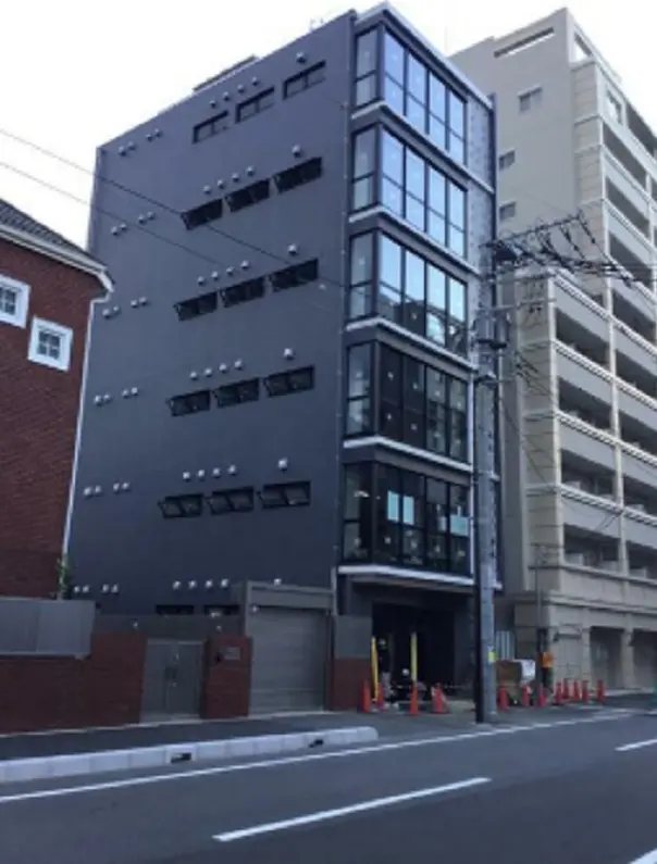 貸店舗(スケルトン)の外観