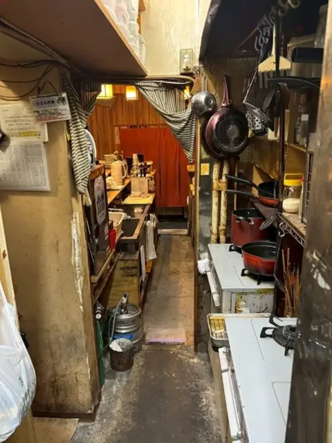 北浦和の居抜き店舗の厨房