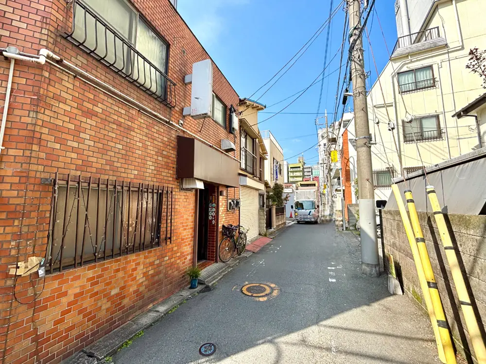 八王子のスナック・パブ居抜きの外観