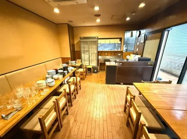 信濃町のうどん・そば居抜きの内装