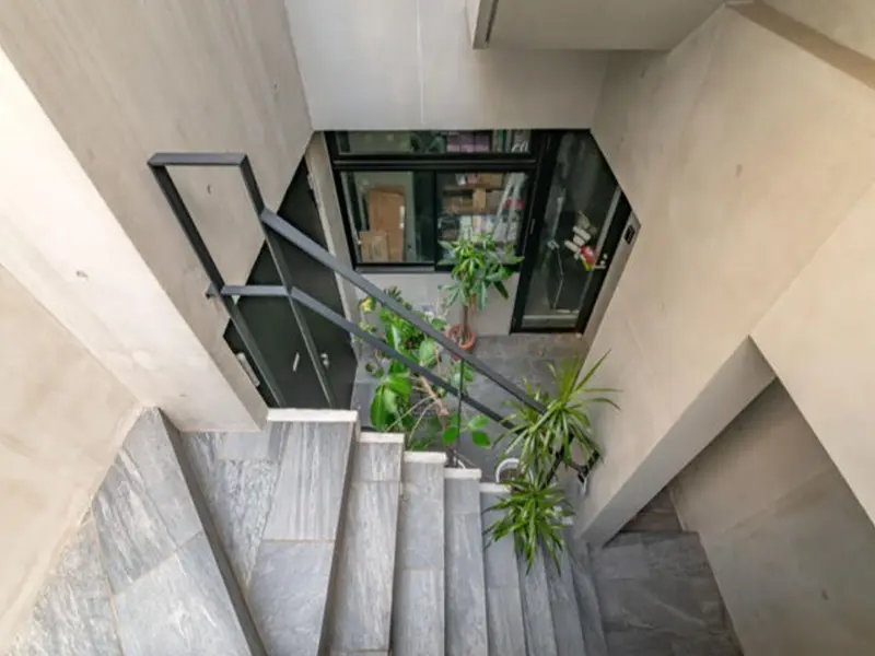 貸店舗(スケルトン)の内装