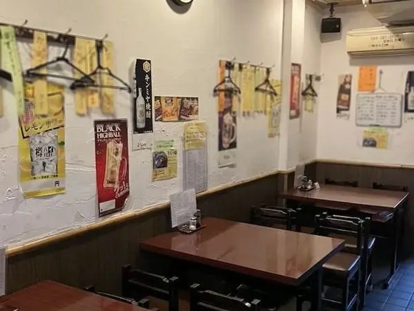 居酒屋の居抜き物件の内装