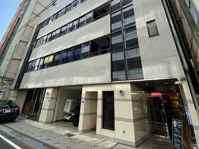 横浜の定食屋居抜きの外観