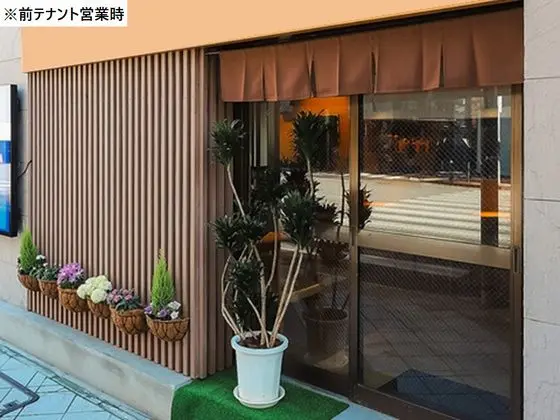 小伝馬町の居抜き店舗のエントランス