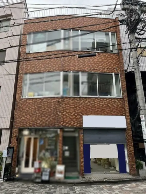 代々木上原の事務所仕様店舗物件の外観