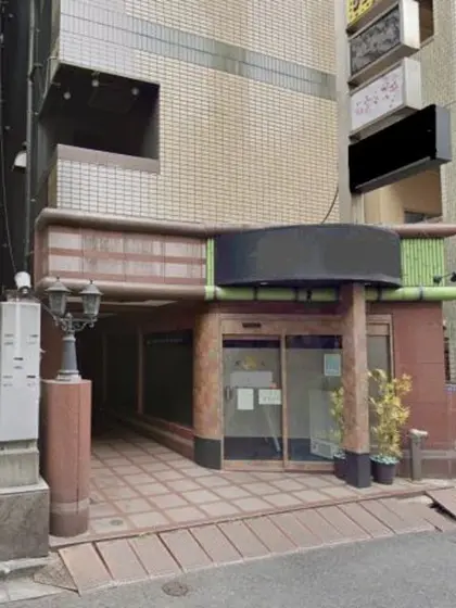 御徒町の居抜き店舗の外観