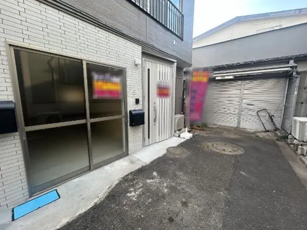 鷺ノ宮のスケルトン物件のエントランス