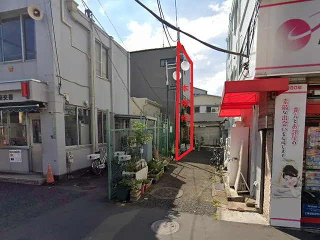 貸店舗(スケルトン)の外観