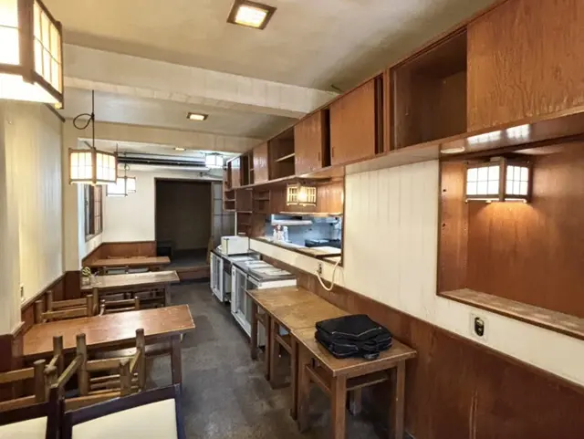 居酒屋の居抜き物件の内装