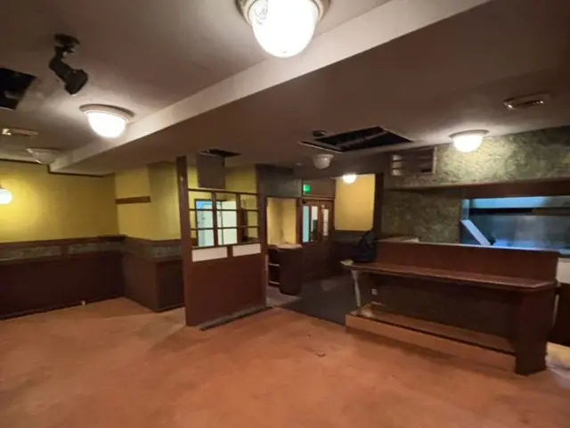 居酒屋の居抜き物件の内装