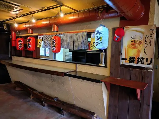 蕨の居抜き店舗の内装
