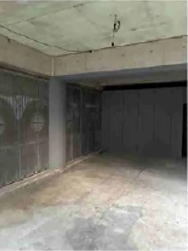 新高円寺のスケルトン店舗物件の内装