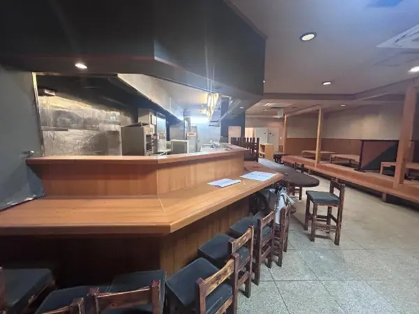 小伝馬町の居抜き店舗の内装