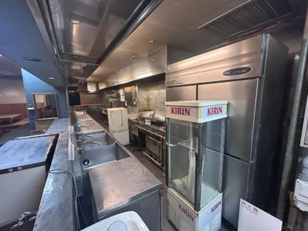 居酒屋の居抜き物件の厨房