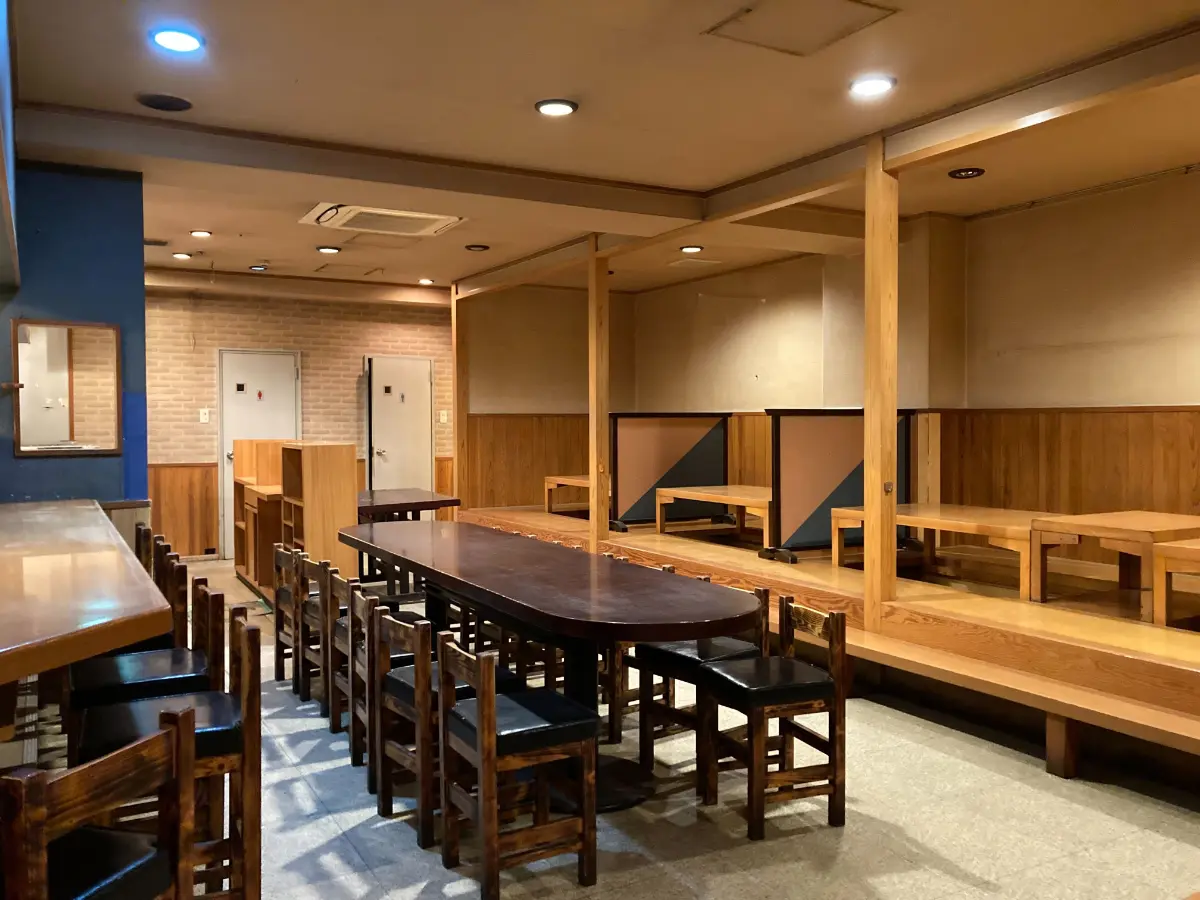 小伝馬町の居酒屋居抜きの内装