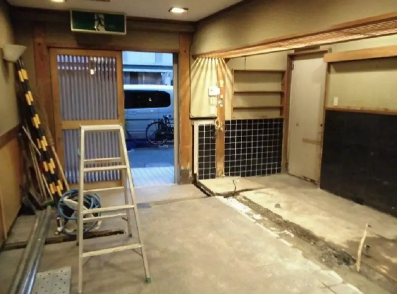 貸店舗(スケルトン)の内装