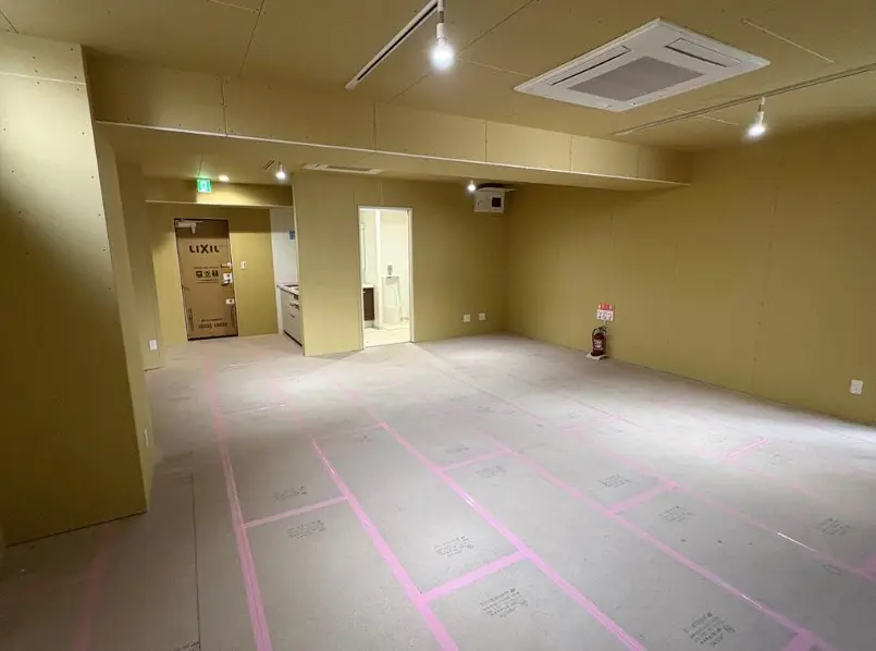 小作のスケルトン物件の内装