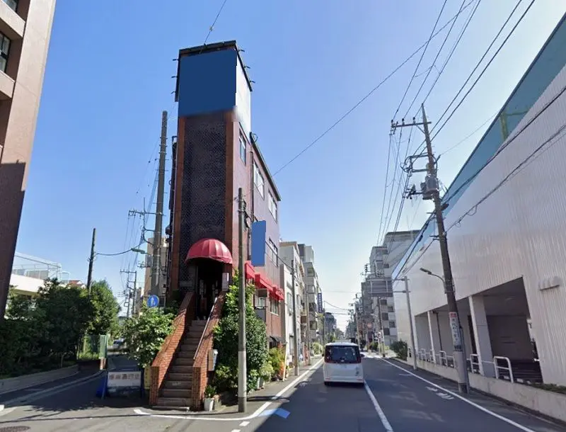 下丸子のスケルトン店舗物件の外観